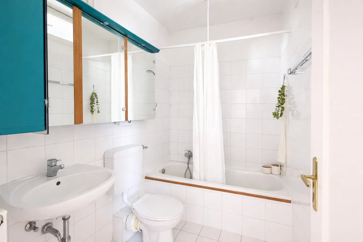 Badezimmer Ansicht II