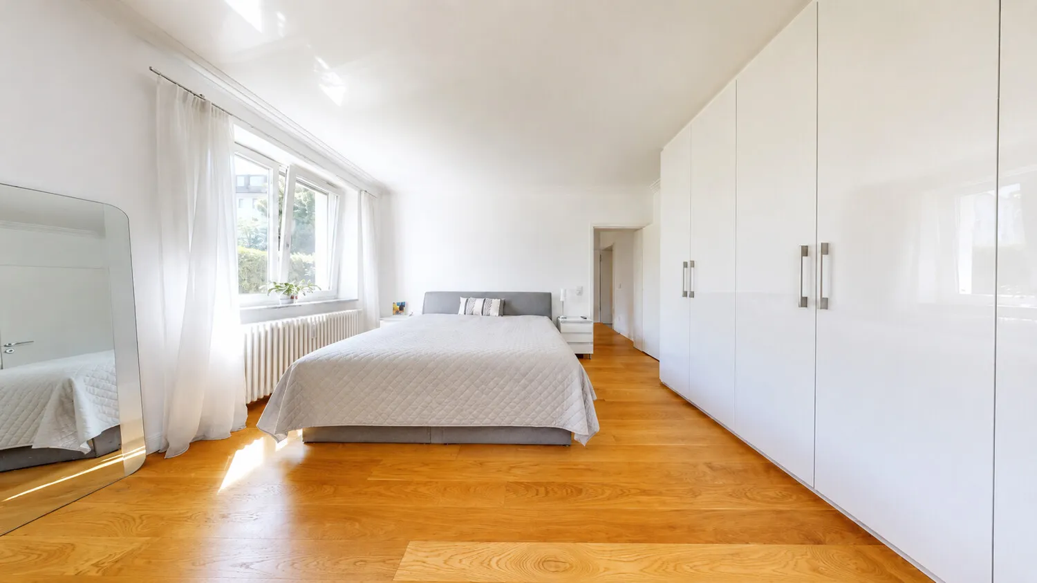 Schlafzimmer I Ansicht II