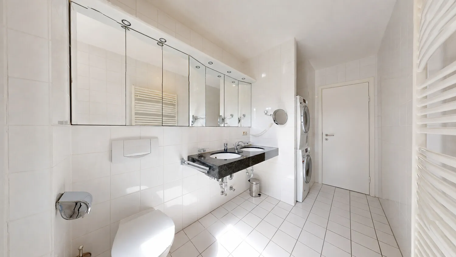 Badezimmer Ansicht II