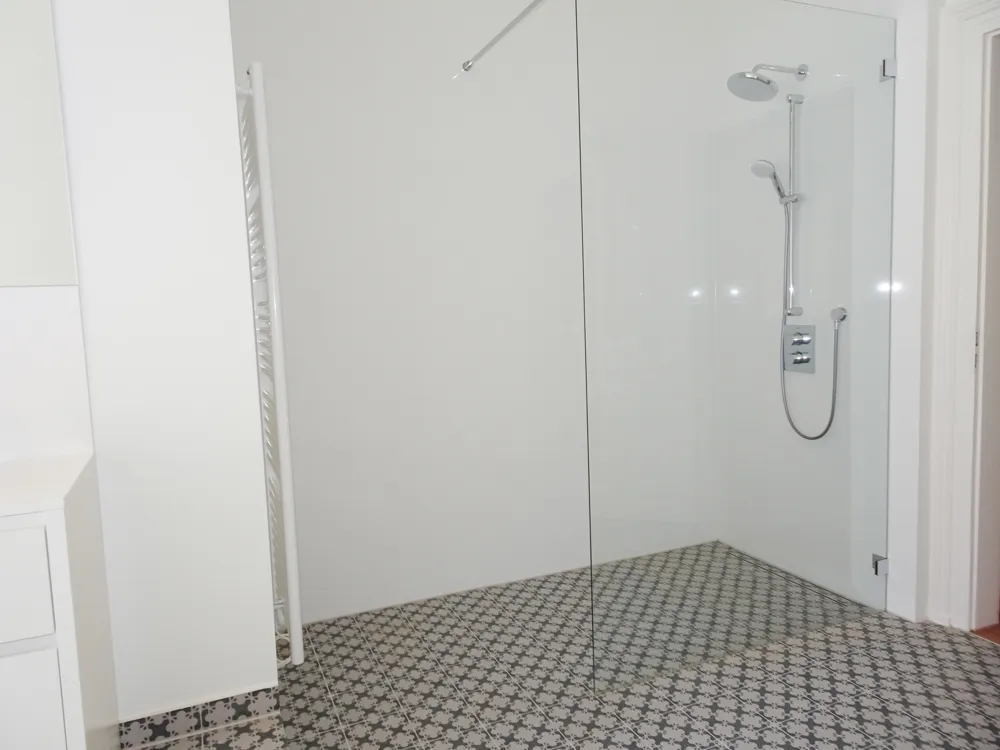 Drei-Zimmer-Stilaltbauwohnung in Bestlage - Photo 1