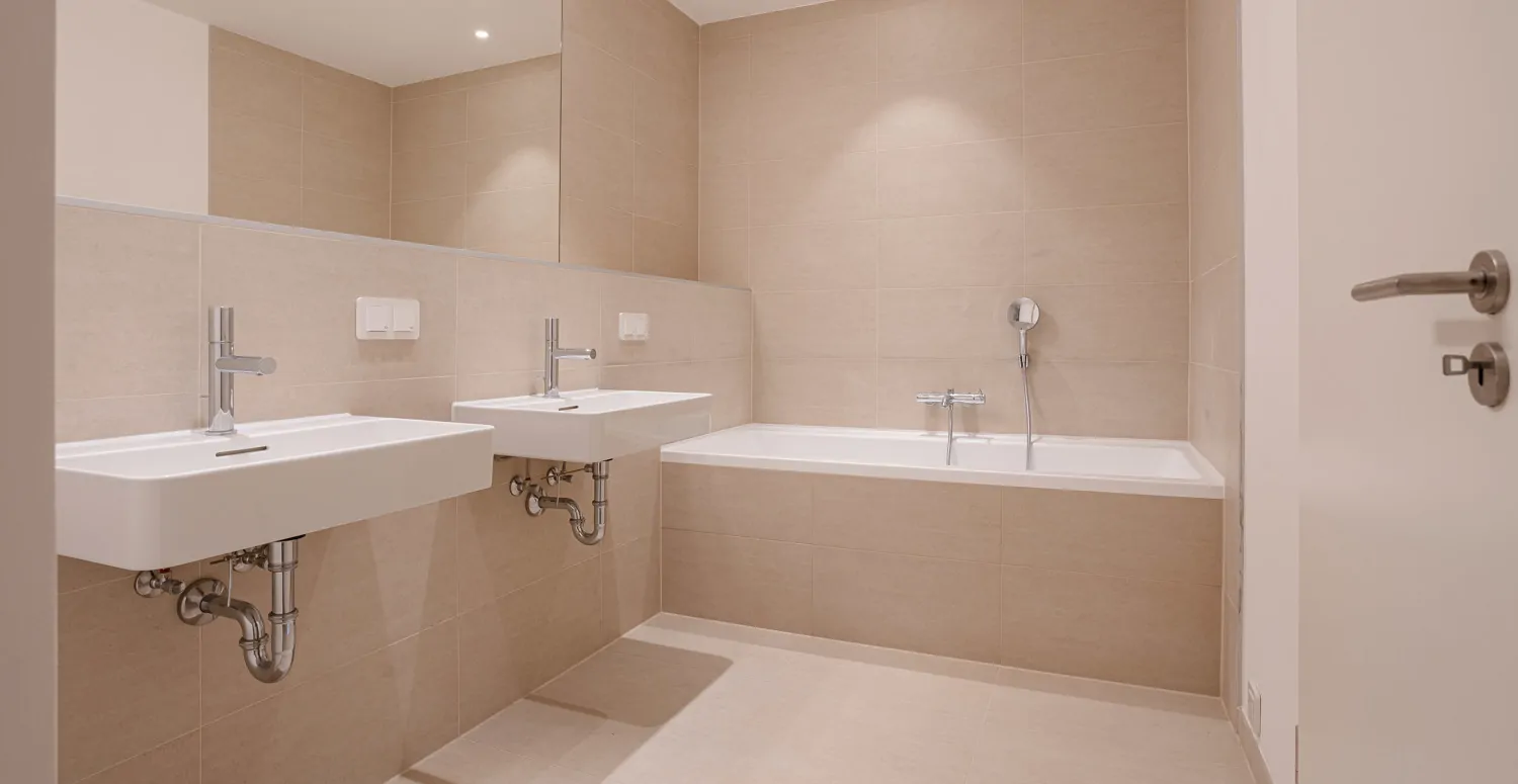 Badezimmer I Ansicht II