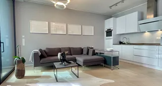 von_poll_real_estate_property_24001125_image_1