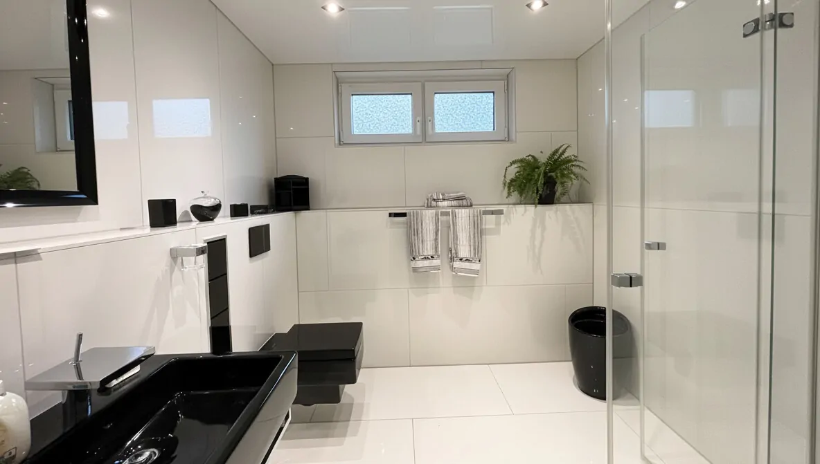 Badezimmer Ansicht I