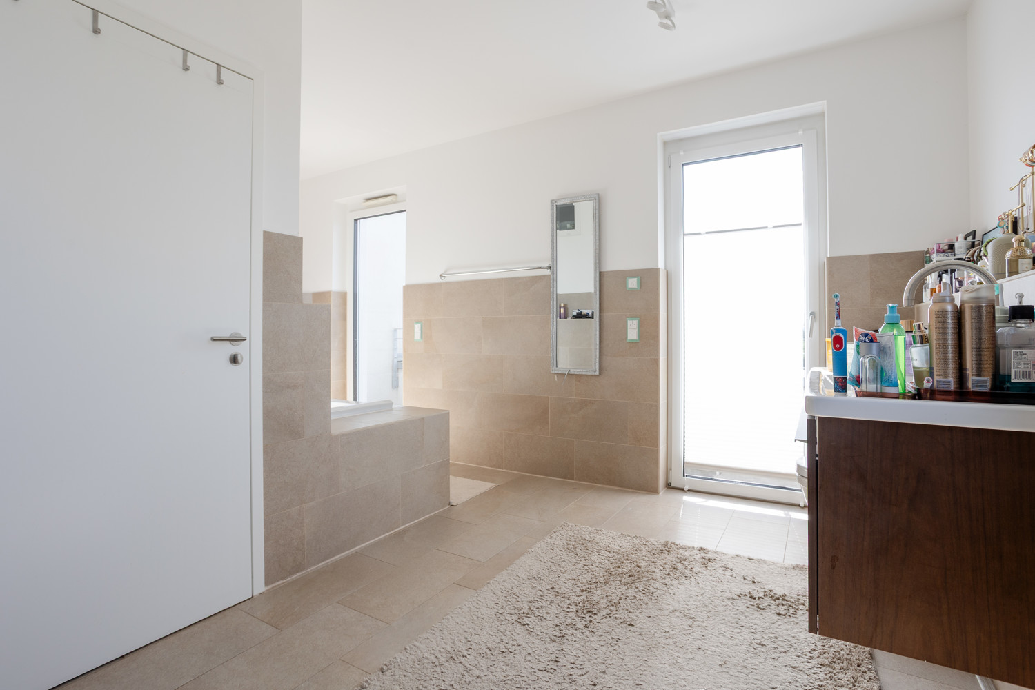 Badezimmer Ansicht I
