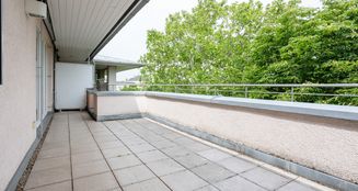von_poll_real_estate_property_25001120_image_9