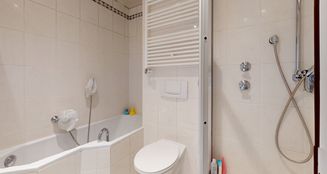 von_poll_real_estate_property_25001206_image_11
