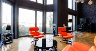 von_poll_real_estate_property_25001055_image_2