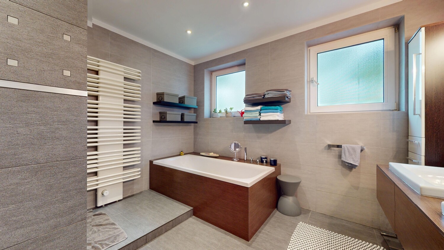 Badezimmer Ansicht I