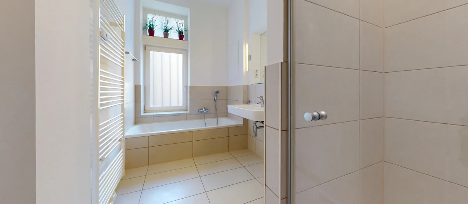 Badezimmer Ansicht I