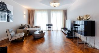von_poll_real_estate_property_25001201_image_0