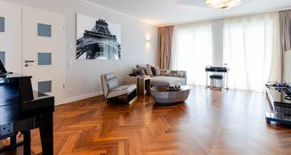 von_poll_real_estate_property_25001201_image_1