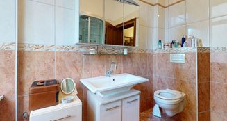 von_poll_real_estate_property_25001233_image_8