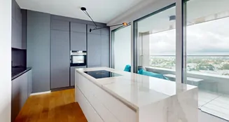 von_poll_real_estate_property_24001018_image_0