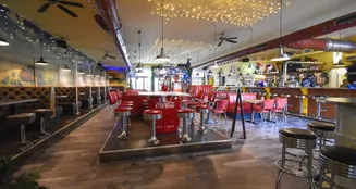 von_poll_real_estate_property_24432023_image_1