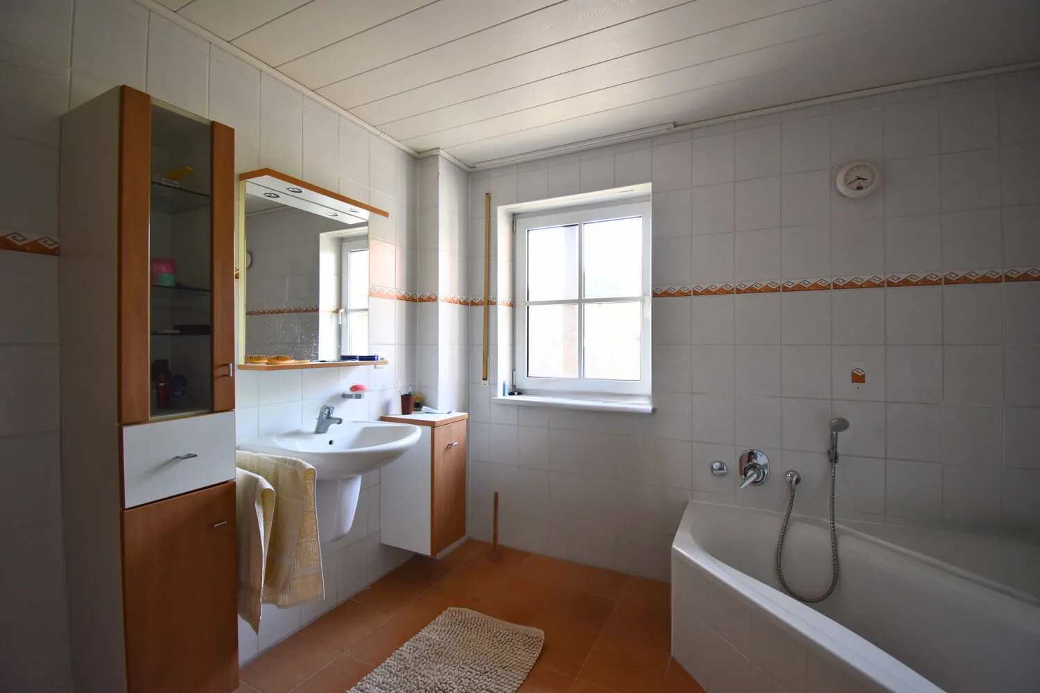 Badezimmer EG