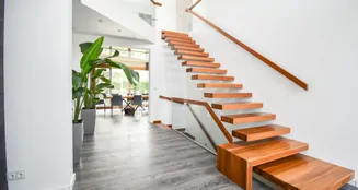 von_poll_real_estate_property_25432006_image_3