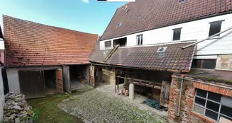 von_poll_real_estate_property_24432016_image_0