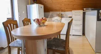 von_poll_real_estate_property_23432040_image_3