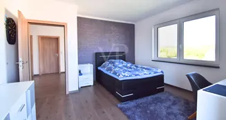 von_poll_real_estate_property_25333023_image_17