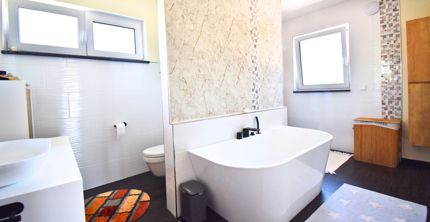 OG: Badezimmer