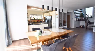 von_poll_real_estate_property_25333023_image_7