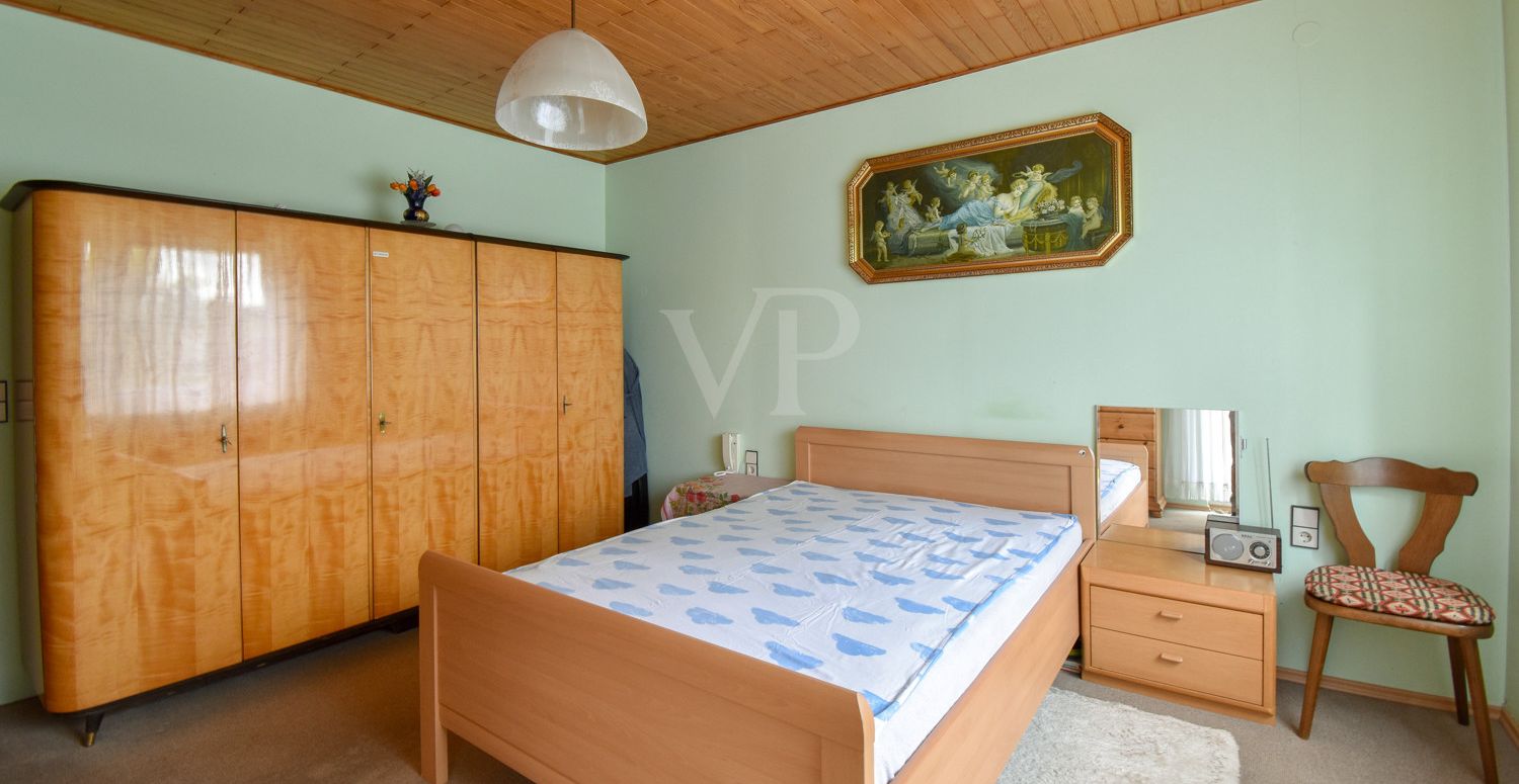 Schlafzimmer H2 EG