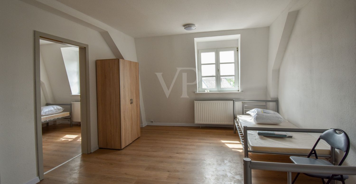 Schlafzimmer 1