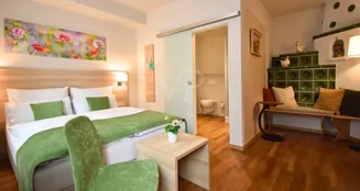 von_poll_real_estate_property_24432015_image_6