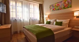 von_poll_real_estate_property_24432015_image_9