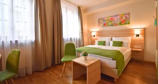 von_poll_real_estate_property_24432015_image_7