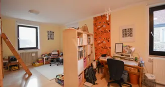 von_poll_real_estate_property_25432112_image_11