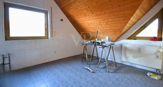 von_poll_real_estate_property_25333032_image_17