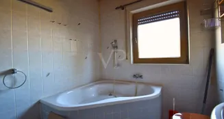 von_poll_real_estate_property_25333032_image_18