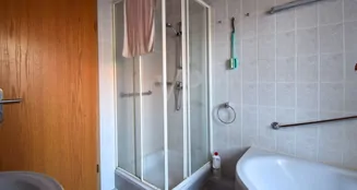 von_poll_real_estate_property_25333032_image_9