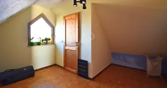 von_poll_real_estate_property_25333032_image_22