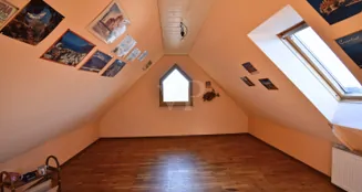 von_poll_real_estate_property_25333032_image_21