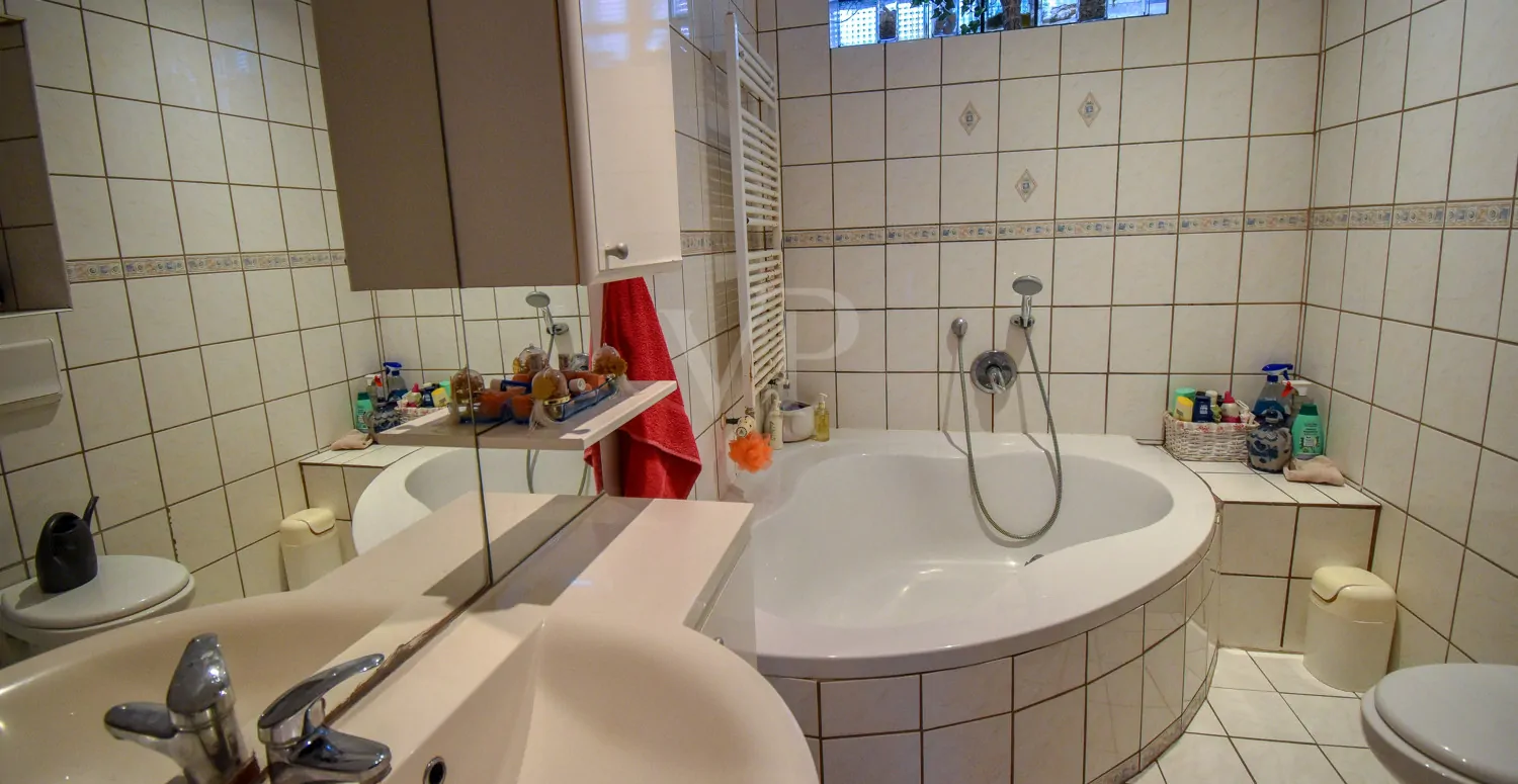 Badezimmer EG