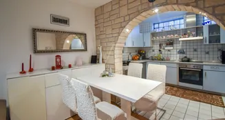 von_poll_real_estate_property_24432118_image_4