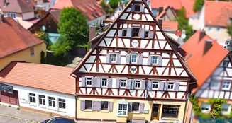 von_poll_real_estate_property_25333502_image_1