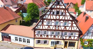 von_poll_real_estate_property_25333502_image_0