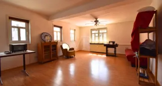 von_poll_real_estate_property_25333502_image_16