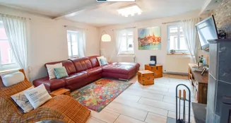 von_poll_real_estate_property_25432105_image_0