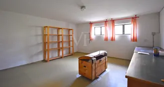 von_poll_real_estate_property_25333025_image_8