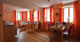 von_poll_real_estate_property_25432002_image_5