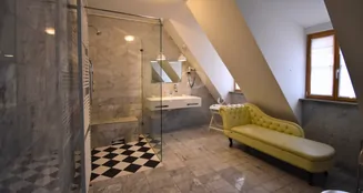 von_poll_real_estate_property_25432002_image_14