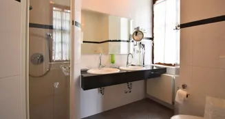 von_poll_real_estate_property_25432003_image_23