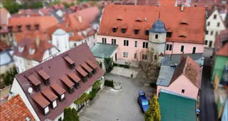 von_poll_real_estate_property_25432003_image_0