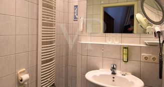 von_poll_real_estate_property_25432003_image_29