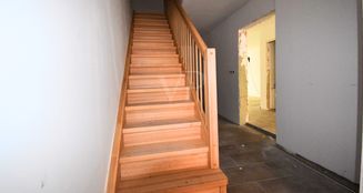 von_poll_real_estate_property_25333026_image_10