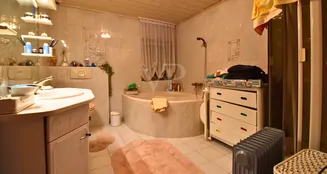 von_poll_real_estate_property_25333503_image_12